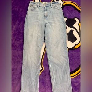 Hollister Light Blue Straight Leg Jeans ( 6 Long )
